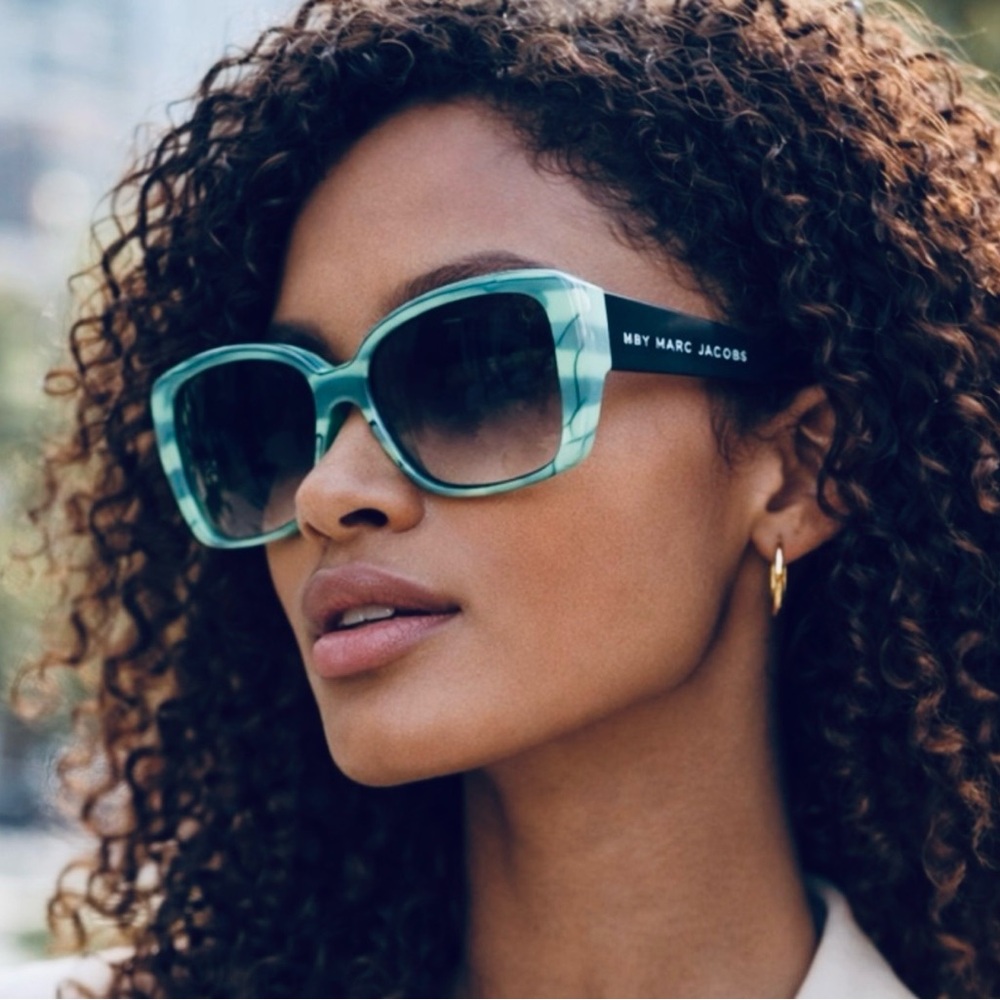 MARC by MARC JACOBS GLAMOROUS SUNGLASSES